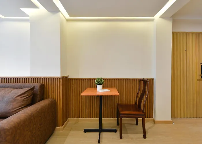 Ratchathewi Hyde Away Hostel Bangkok