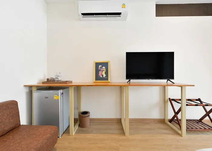 Ratchathewi Hyde Away Hostel Bangkok